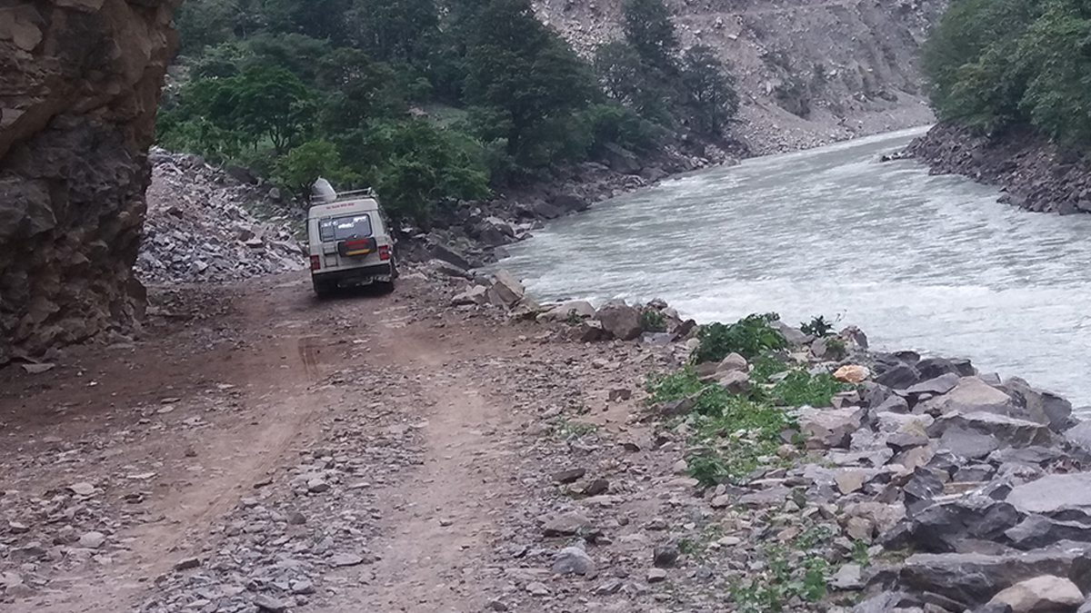 अवरुद्ध कर्णाली करिडोर अझै खुलेन